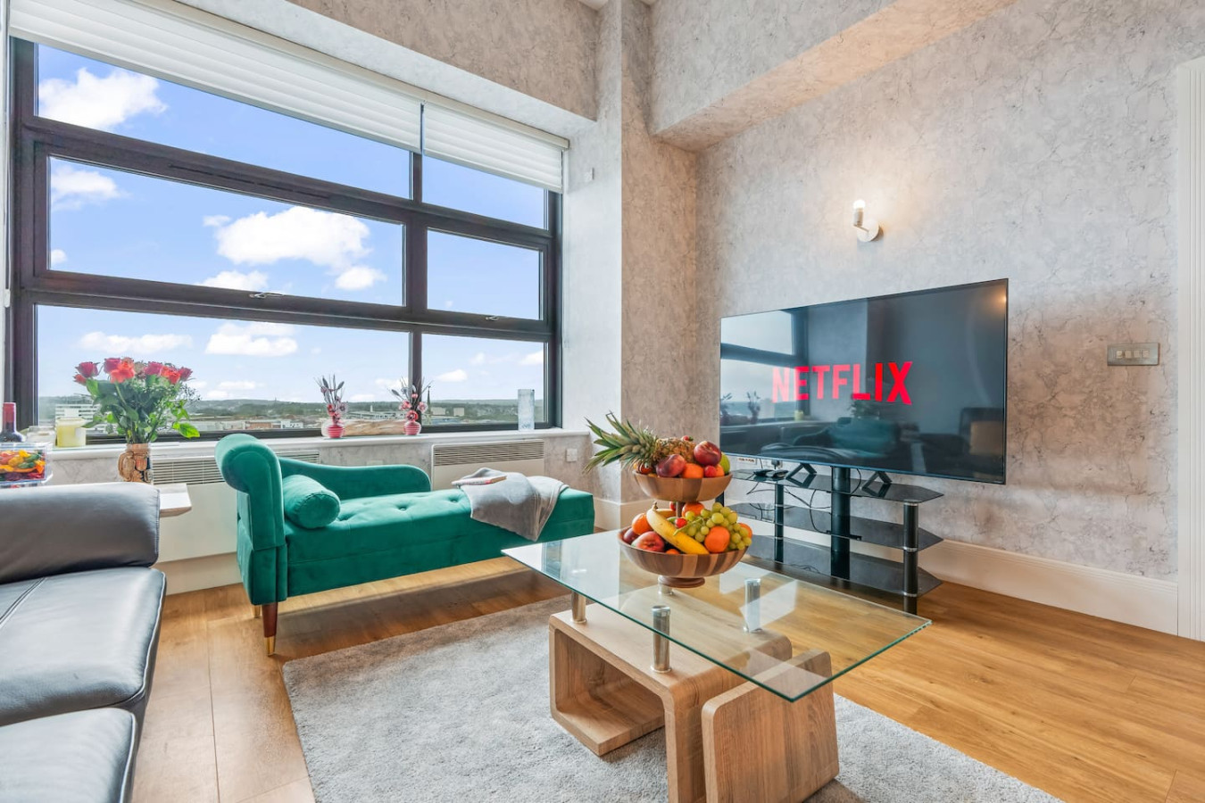 Stylish Flat • City Centre • Free Parking • Fast WiFi in Newhall Street Flat 293 - Property image 2 - VivreStays