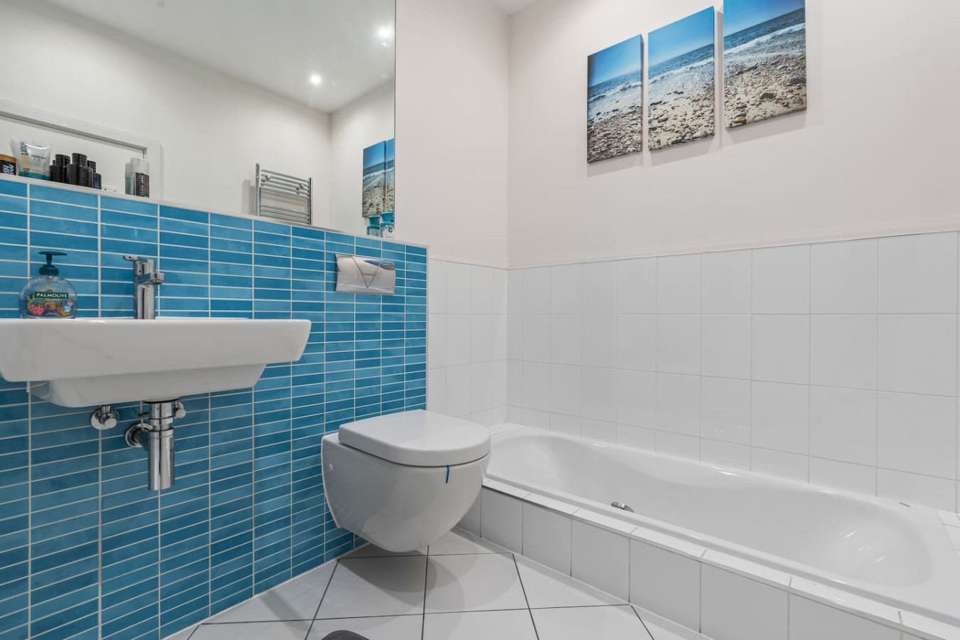Stylish Flat • City Centre • Free Parking • Fast WiFi in Newhall Street Flat 293 - Property image 15 - VivreStays