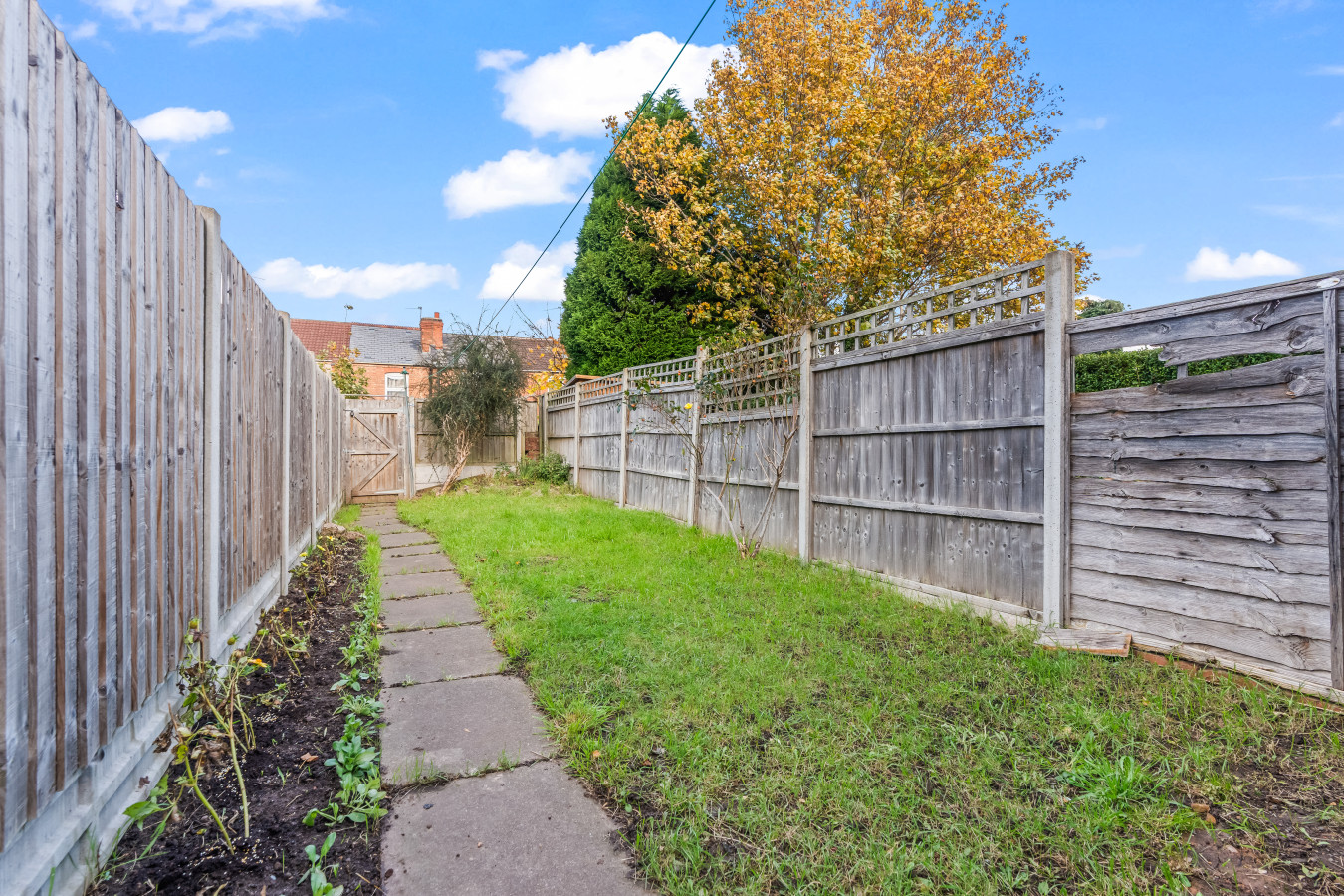 Charming House • City Centre • Free Parking • Self-Check-In • Fast WiFi in 205 Broomfield Road - Property image 25 - VivreStays