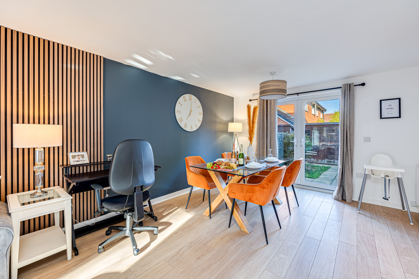 Hunsbury House • Sleeps 5 • SkyTV • Free Parking • Self-Check-In in 37 Hunsbury Chase - Property image 16 - VivreStays
