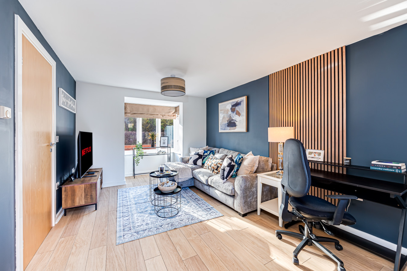 Hunsbury House • Sleeps 5 • SkyTV • Free Parking • Self-Check-In in 37 Hunsbury Chase - Property image 11 - VivreStays