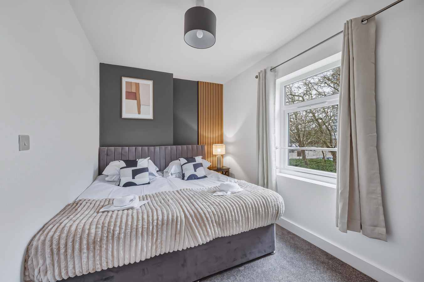 Contemporary House • Near the High Street • Free Parking • Fast WiFi • Smart TV in 30 Albert Street - Property image 15 - VivreStays