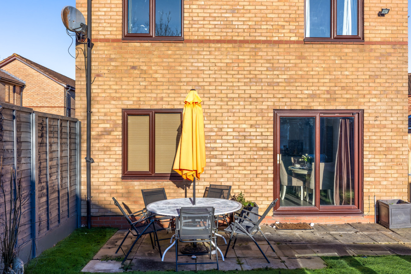 Keaton House • Detached • Driveway Parking • Spacious Garden • Fast WiFi in 3 Keaton Close - Property image 25 - VivreStays