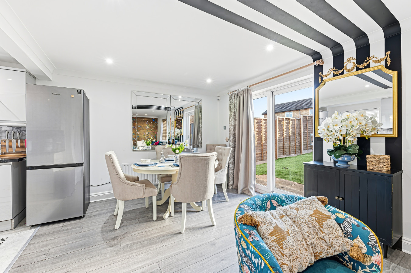 Keaton House • Detached • Driveway Parking • Spacious Garden • Fast WiFi in 3 Keaton Close - Property image 8 - VivreStays