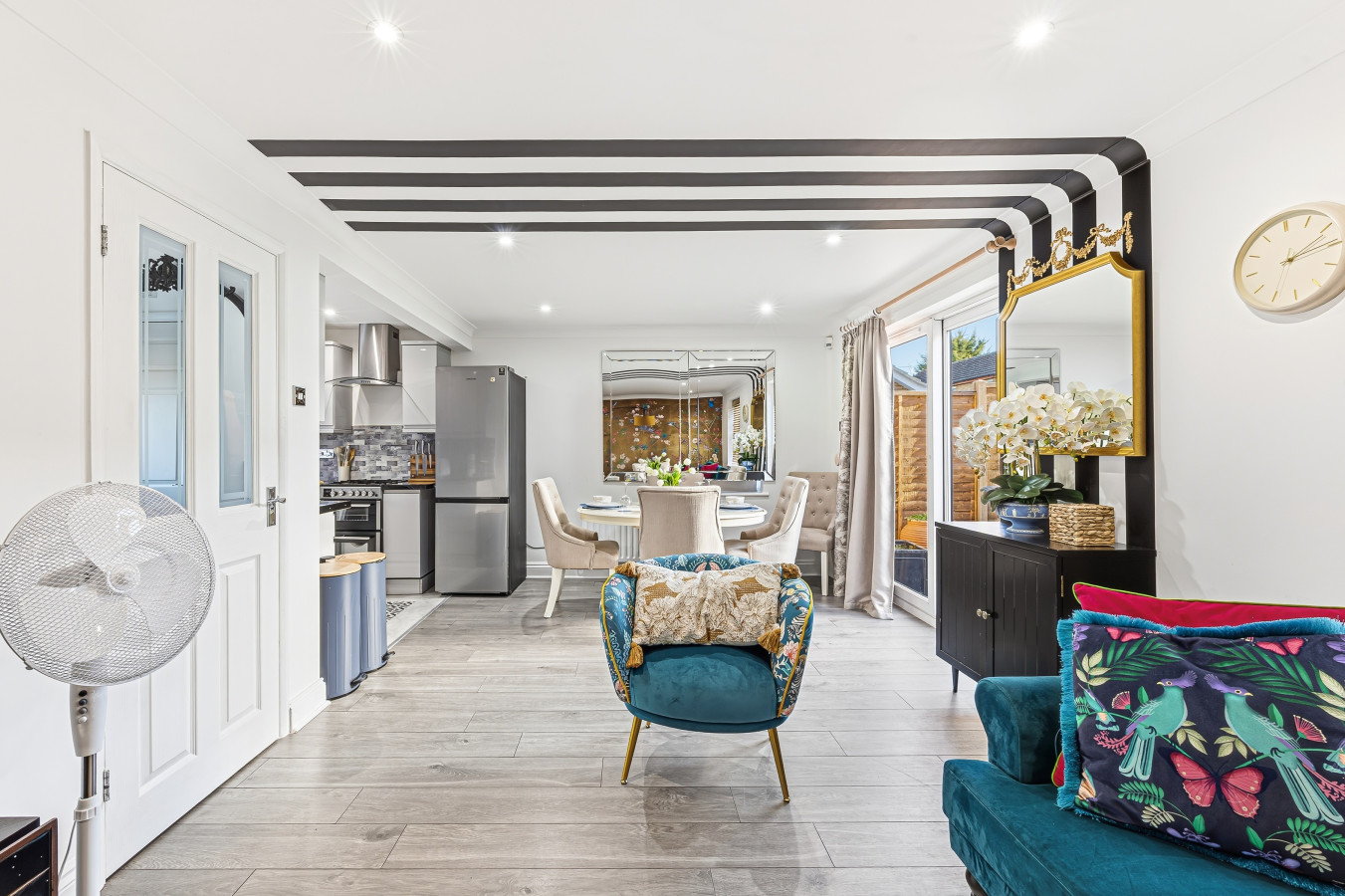 Keaton House • Detached • Driveway Parking • Spacious Garden • Fast WiFi in 3 Keaton Close - Property image 7 - VivreStays