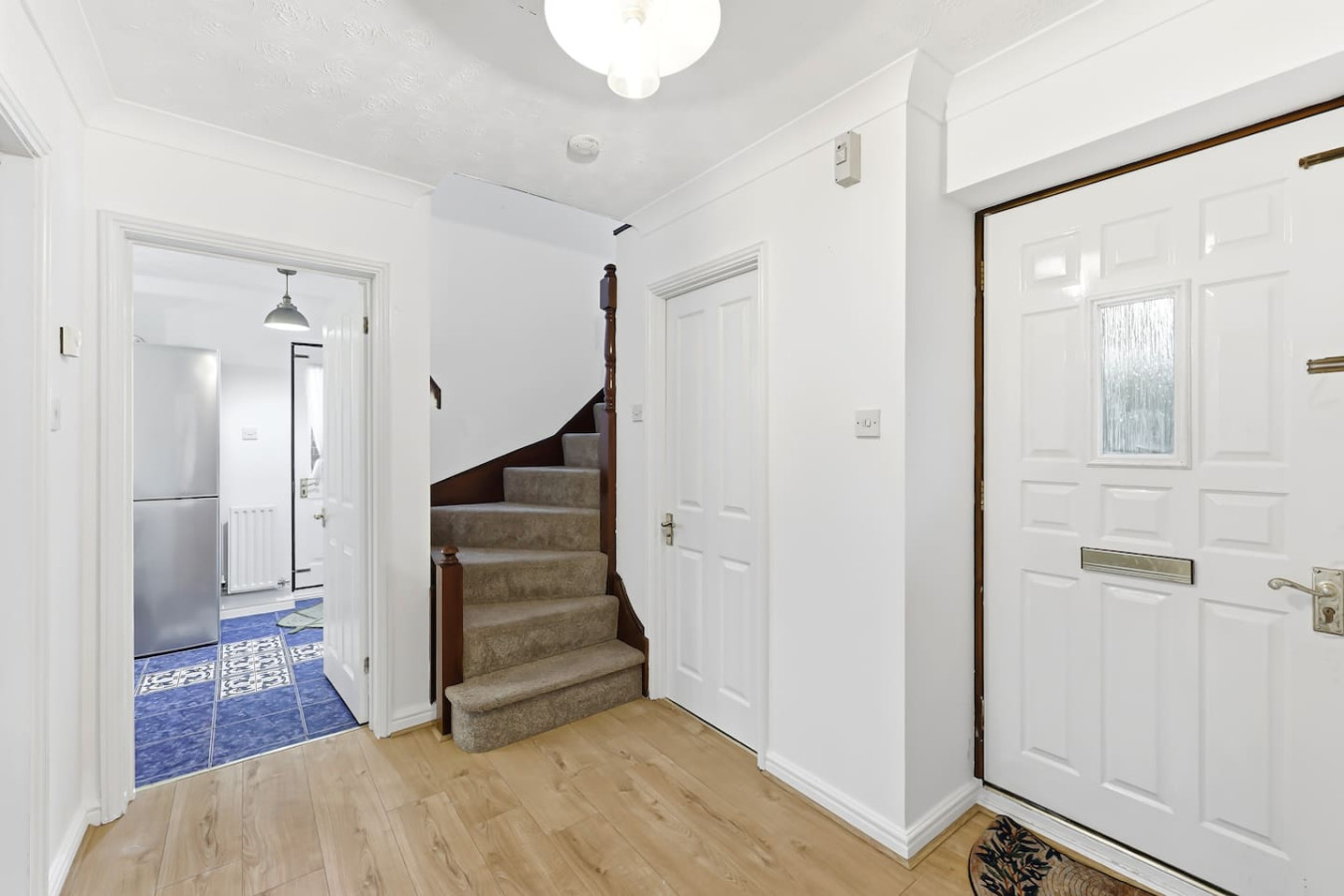 Paxton House • 5 Bedroom 3.5 Bath • Detached • Driveway Parking • Sky TV • Fast WiFi in 28 Paxton Crescent - Property image 32 - VivreStays