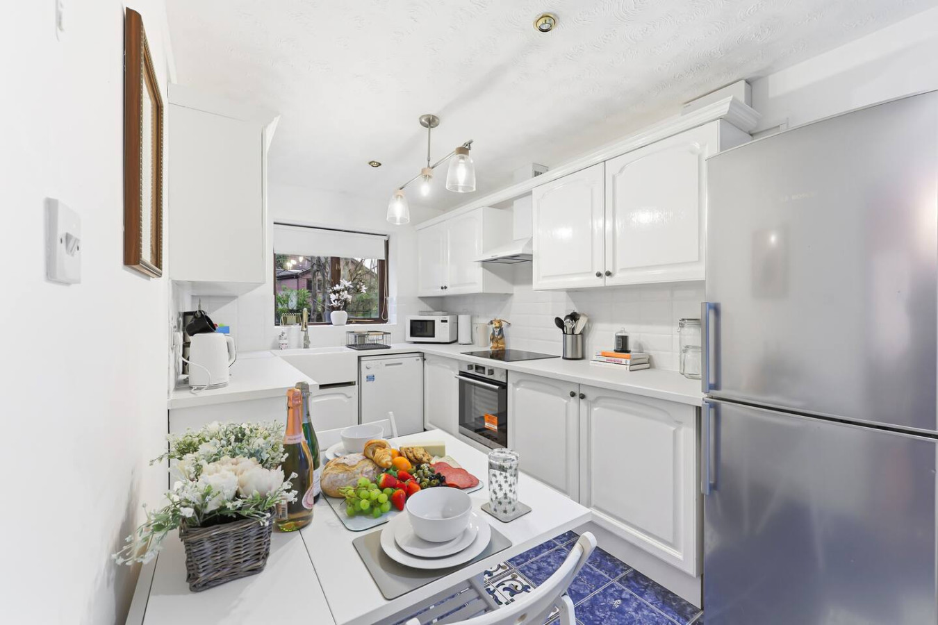 Paxton House • 5 Bedroom 3.5 Bath • Detached • Driveway Parking • Sky TV • Fast WiFi in 28 Paxton Crescent - Property image 28 - VivreStays