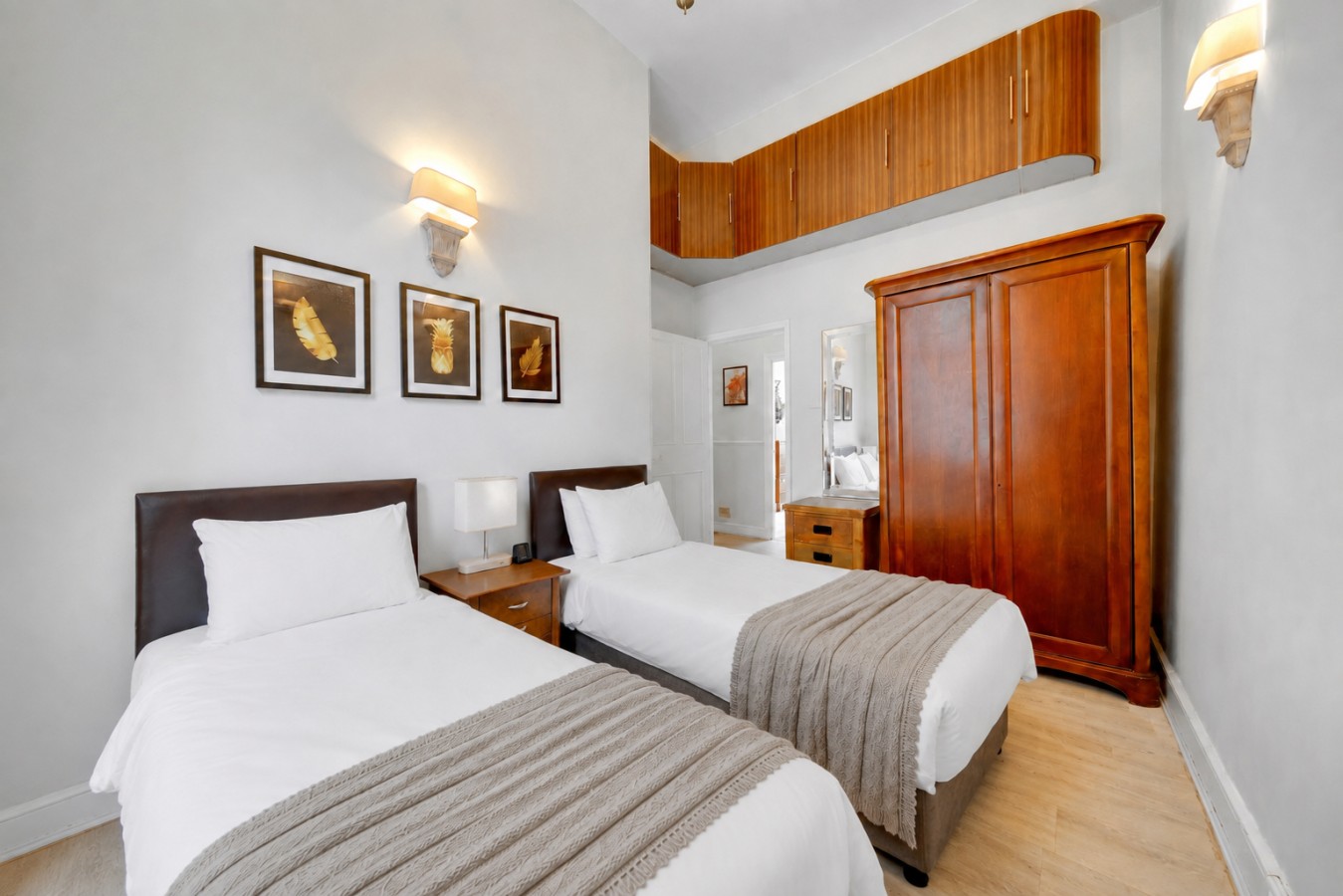 Charming West Kensington Apartment • Fast Wifi • Self-Check-In in 2, 6 Perham Road - Property image 7 - VivreStays