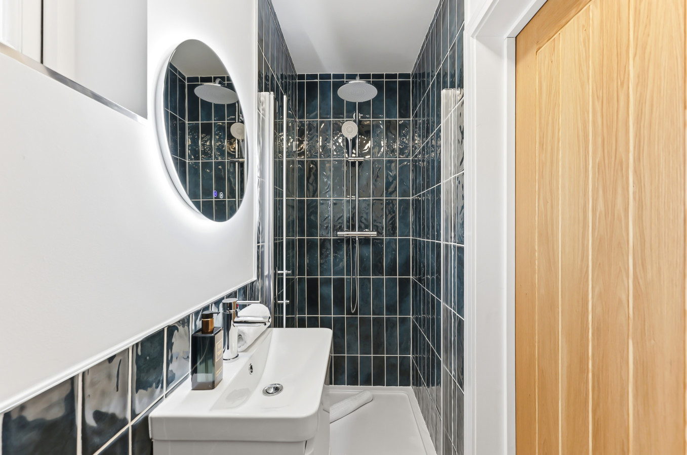 Unique Home • Annex • Pool Table • Virgin TV • Fast WiFi • Free Parking • Self-Check-In in 26 Freehold Street - Property image 29 - VivreStays