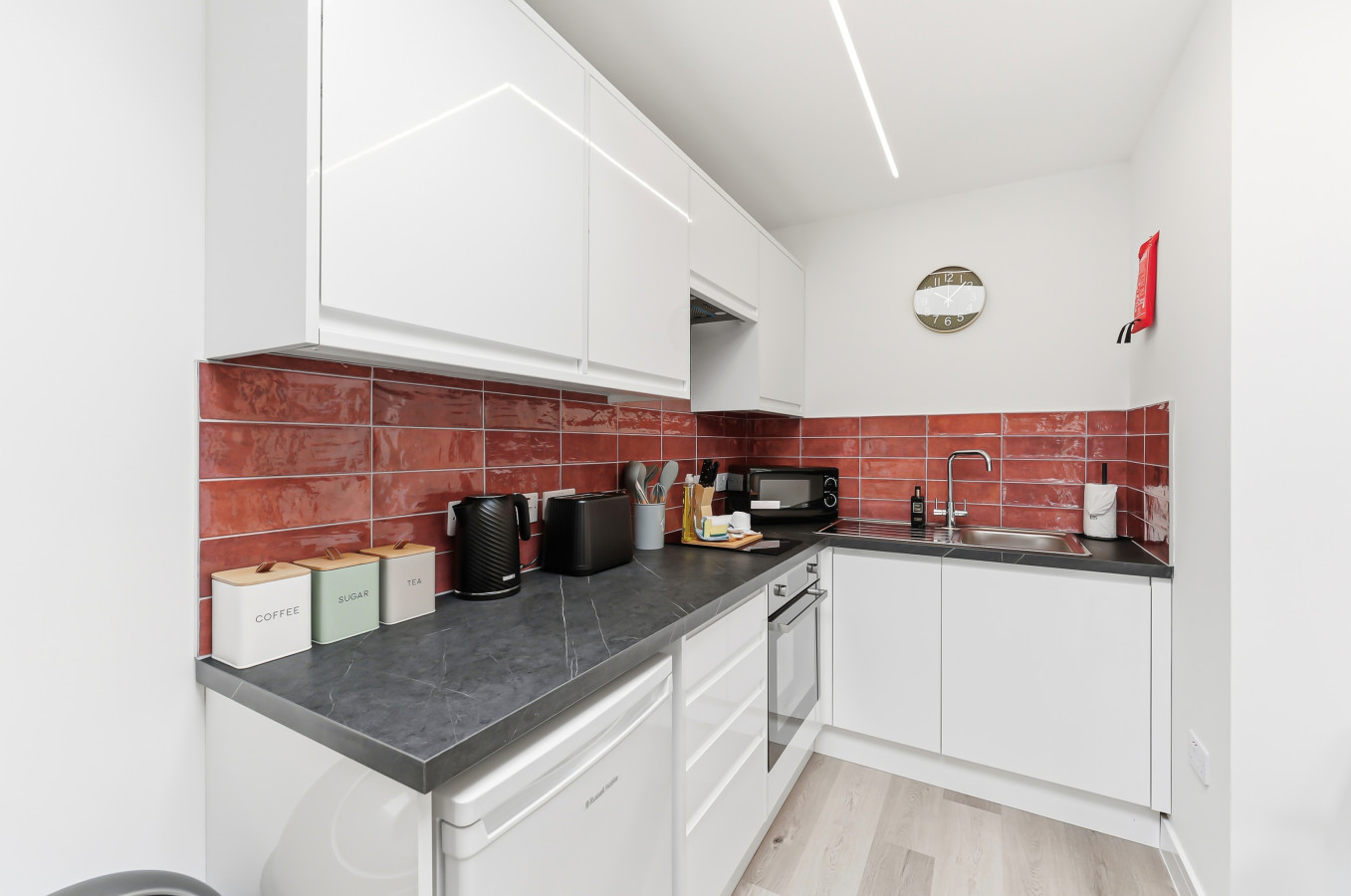 Unique Home • Annex • Pool Table • Virgin TV • Fast WiFi • Free Parking • Self-Check-In in 26 Freehold Street - Property image 28 - VivreStays