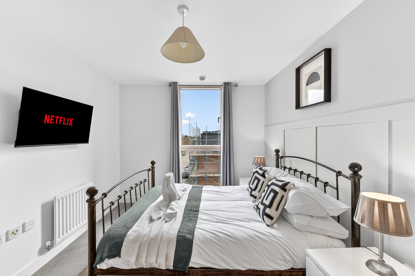 Amethyst Apartment @ The Vizion • City Centre • Secure Parking • Super-Fast WiFi • Yoko Property in Amethyst House, 602 South Fifth Street - Property image 14 - VivreStays