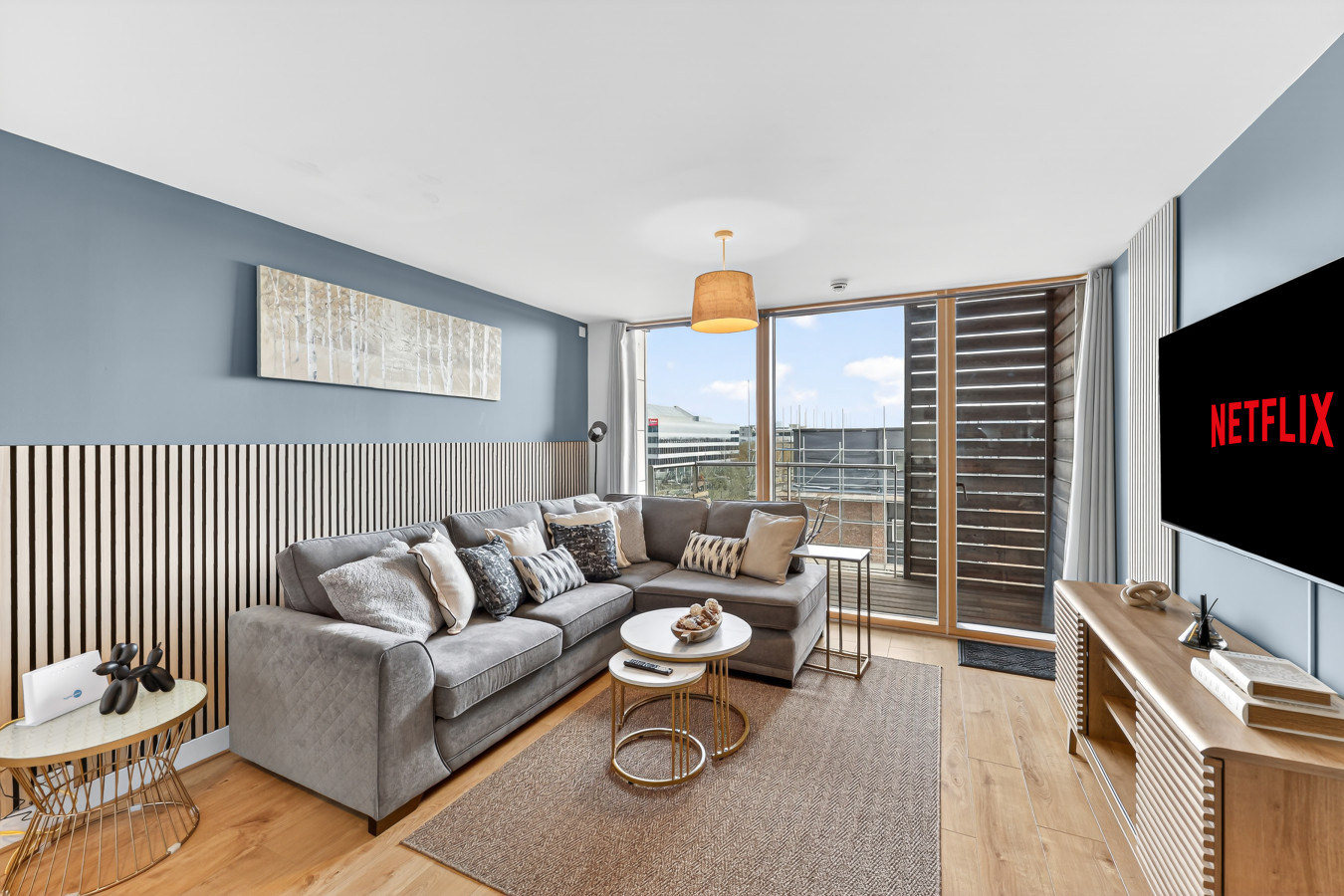 Amethyst Apartment @ The Vizion • City Centre • Secure Parking • Super-Fast WiFi • Yoko Property in Amethyst House, 602 South Fifth Street - Property image 3 - VivreStays