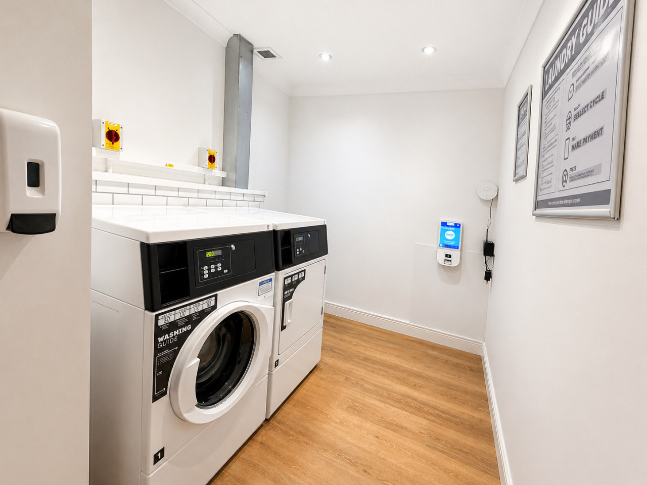 The Gables Aparthotel • Triple Room with Private Bathroom in 368 London Rd, Leicester LE2 2PN, UK - Property image 8 - VivreStays