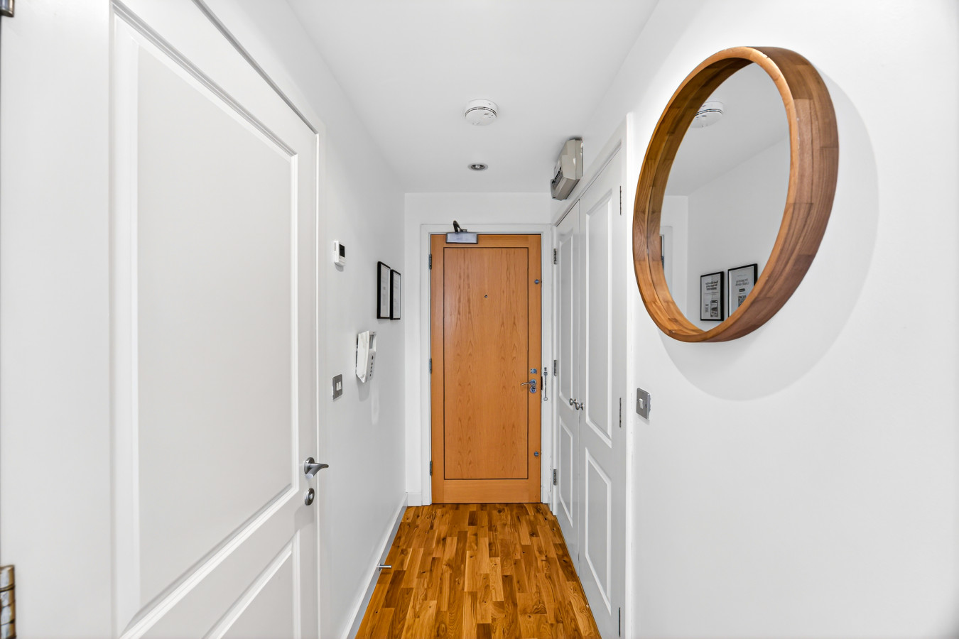 12th Street Apartment • City Centre • Balcony • Free Parking • Fast WiFi • Self-Check-In in 501, 475 Lower Twelfth Street - Property image 18 - VivreStays