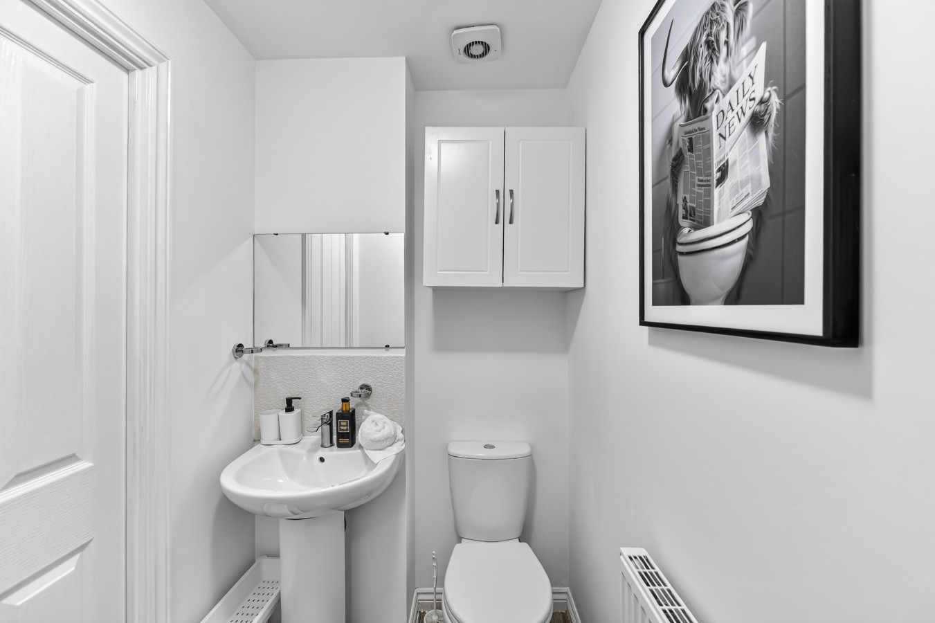 Stylish House • Excellent Location • Free Parking • Super-Fast WiFi • Smart TVs • Garden • Self-Check-In in 131 Warwick Avenue - Property image 7 - VivreStays