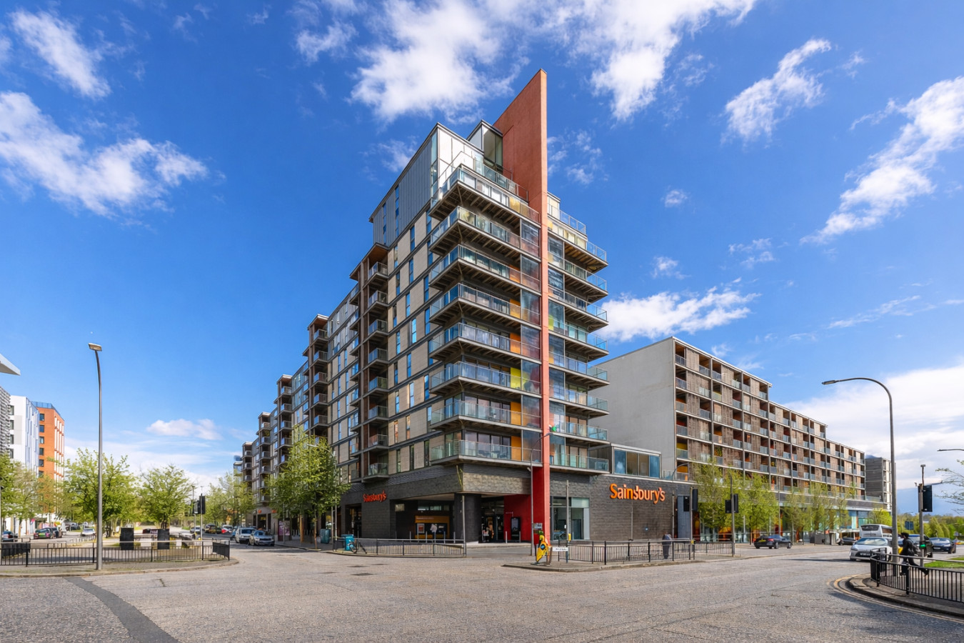 3-Bedroom Apartment @ The Vizion • Beautiful Views • Communal Garden • Free Parking in Garnet House, 11 Merrivale Mews 66 - Property image 29 - VivreStays