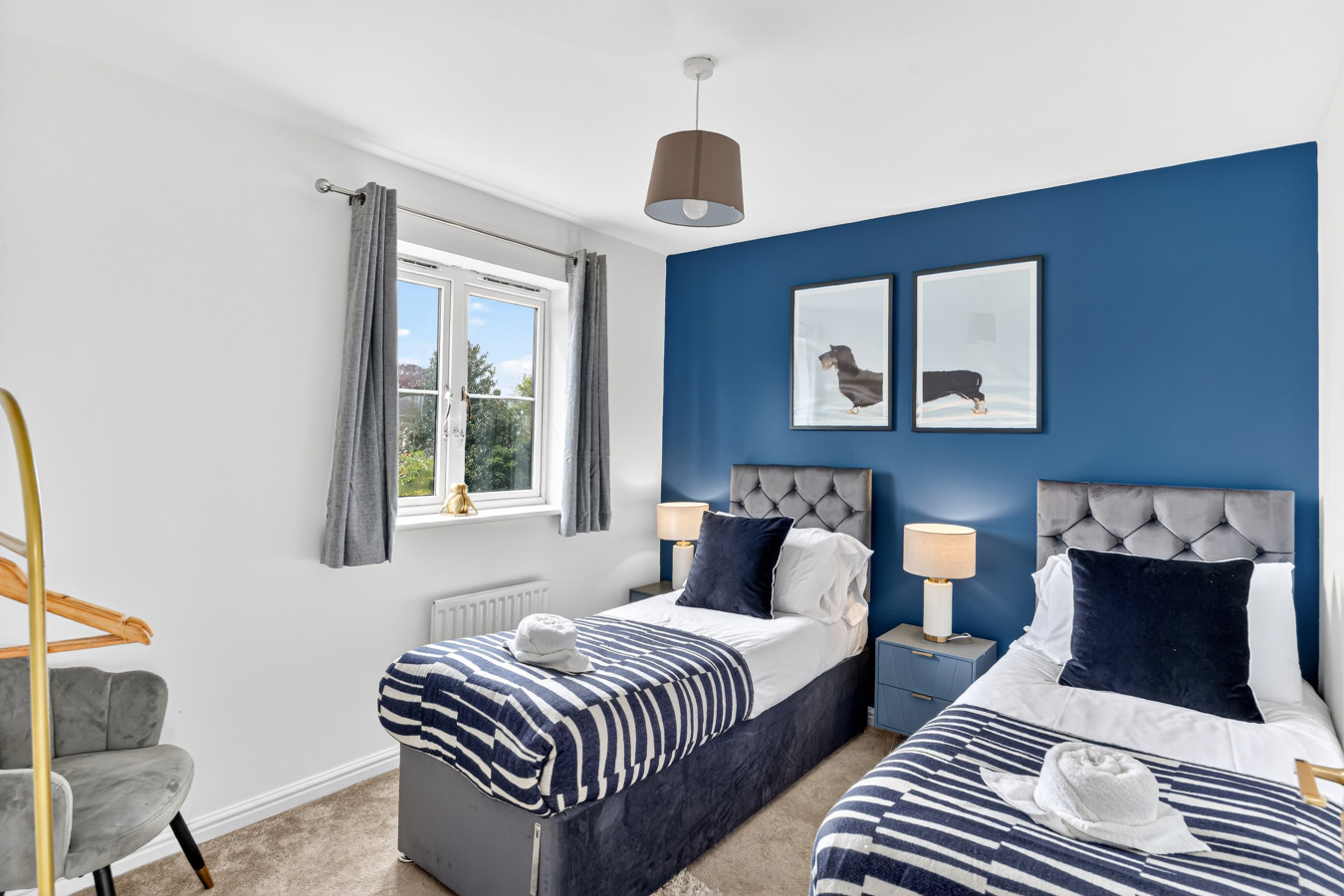 Stylish House • Pool Table • Driveway Parking • Work Desk • Smart TVs • Fast Wifi in 20 Redwald Close - Property image 14 - VivreStays