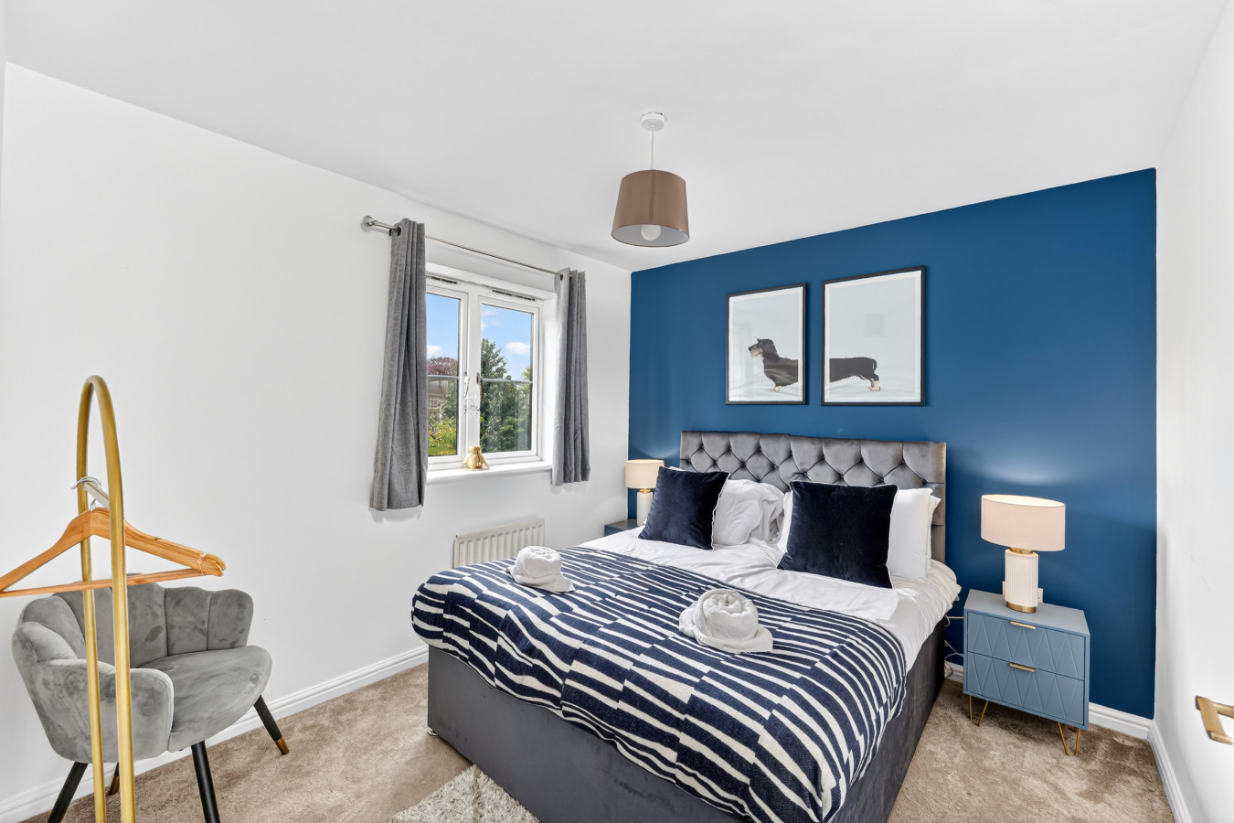 Stylish House • Pool Table • Driveway Parking • Work Desk • Smart TVs • Fast Wifi in 20 Redwald Close - Property image 16 - VivreStays
