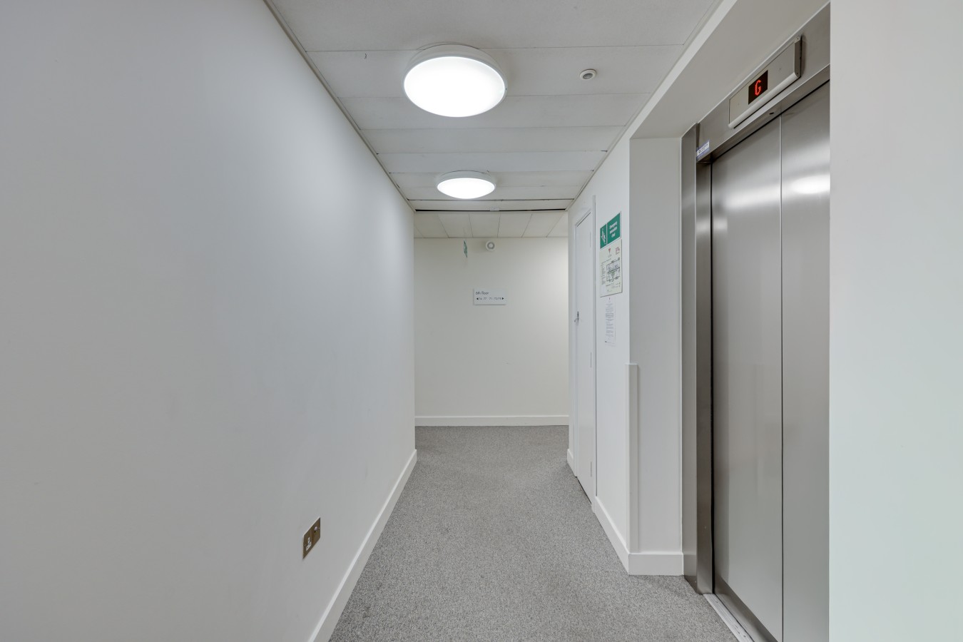 Elegant Apartment @ The Vizion • City Centre • Balcony • Parking • Super-Fast WiFi in South Row Flat 74 - Property image 18 - VivreStays