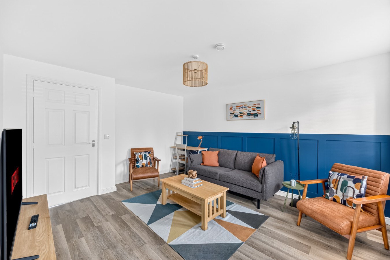 Robinson House • Sleeps 6 • Driveway Parking • Work Desk • Fast WiFi • Self-Check-In in 37 Robinson Way - Property image 14 - VivreStays
