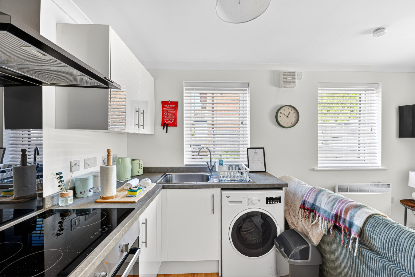 Boutique Bungalow • Close to City Centre • Driveway Parking • Garden • Fast Wifi • Smart TVs in 11A Fury Court - Property image 11 - VivreStays