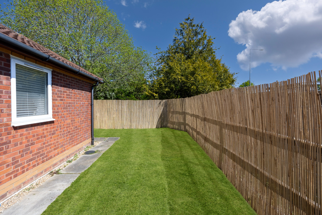 Boutique Bungalow • Close to City Centre • Driveway Parking • Garden • Fast Wifi • Smart TVs in 11A Fury Court - Property image 17 - VivreStays