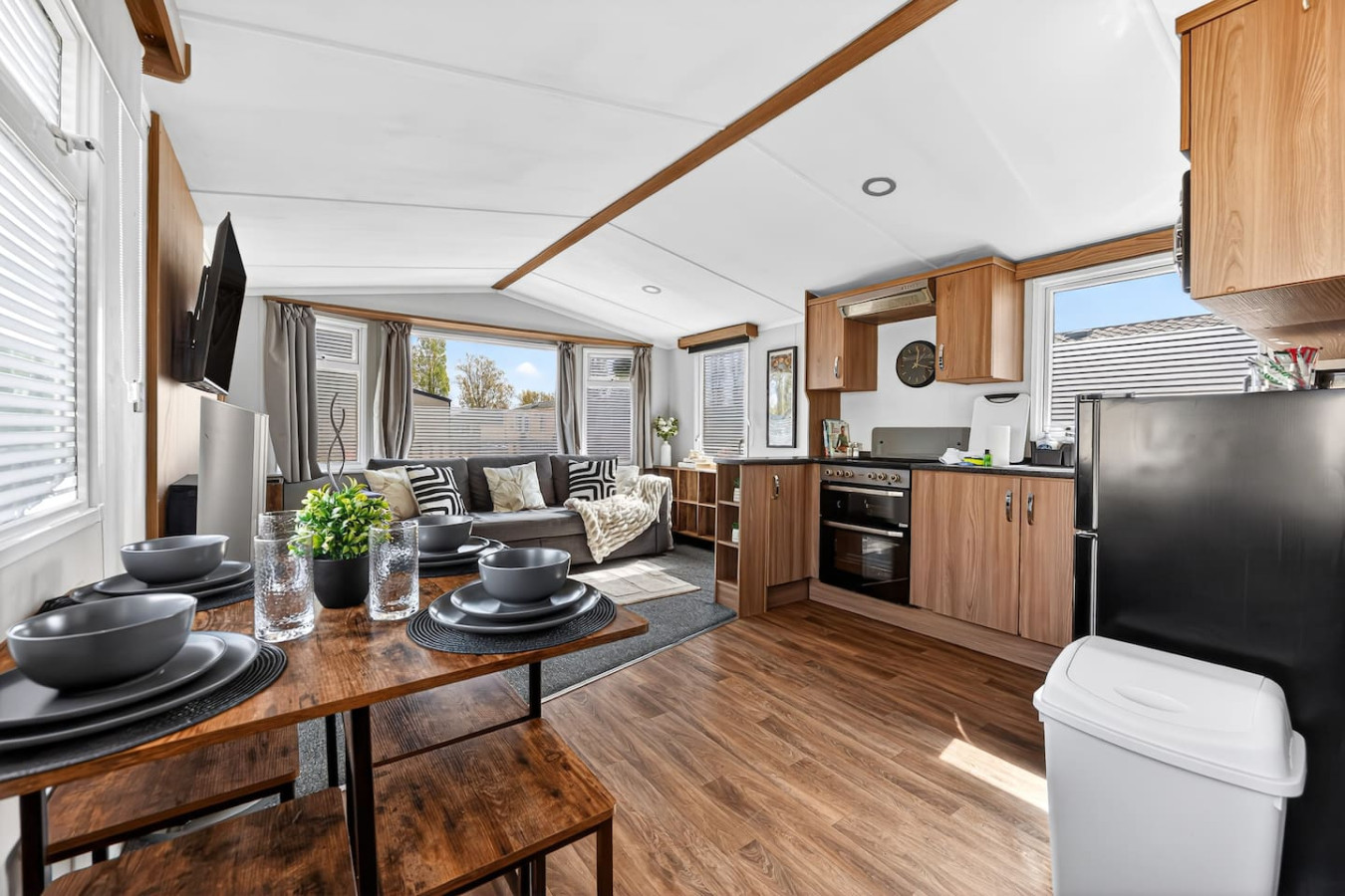 Nene Lodge at Billing Aquadrome by Yoko Property in Heron Fields - Property image 8 - VivreStays