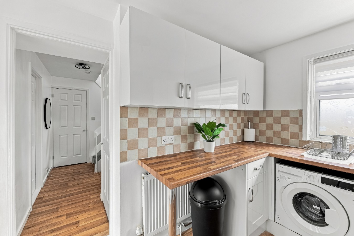 Stylish House • Sleeps 5 • Free Parking • Fast Wifi • Self-Check-In in 1 Arbour View Court - Property image 21 - VivreStays