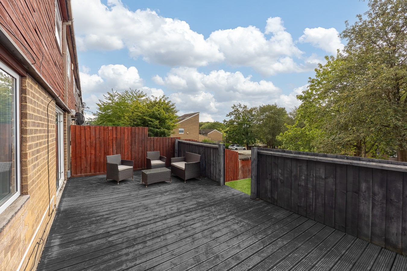 Stylish House • Sleeps 5 • Free Parking • Fast Wifi • Self-Check-In in 1 Arbour View Court - Property image 25 - VivreStays