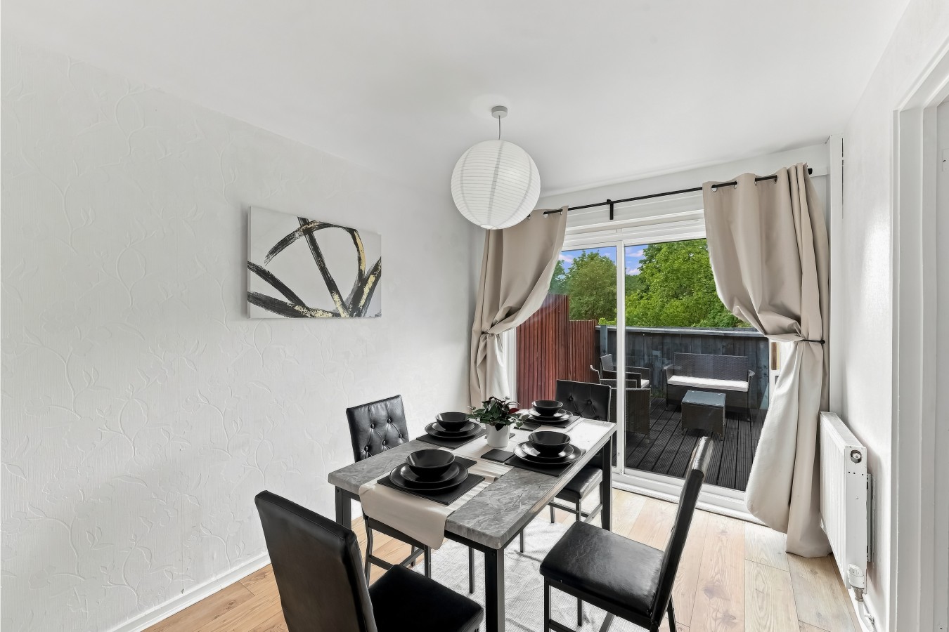 Stylish House • Sleeps 5 • Free Parking • Fast Wifi • Self-Check-In in 1 Arbour View Court - Property image 17 - VivreStays