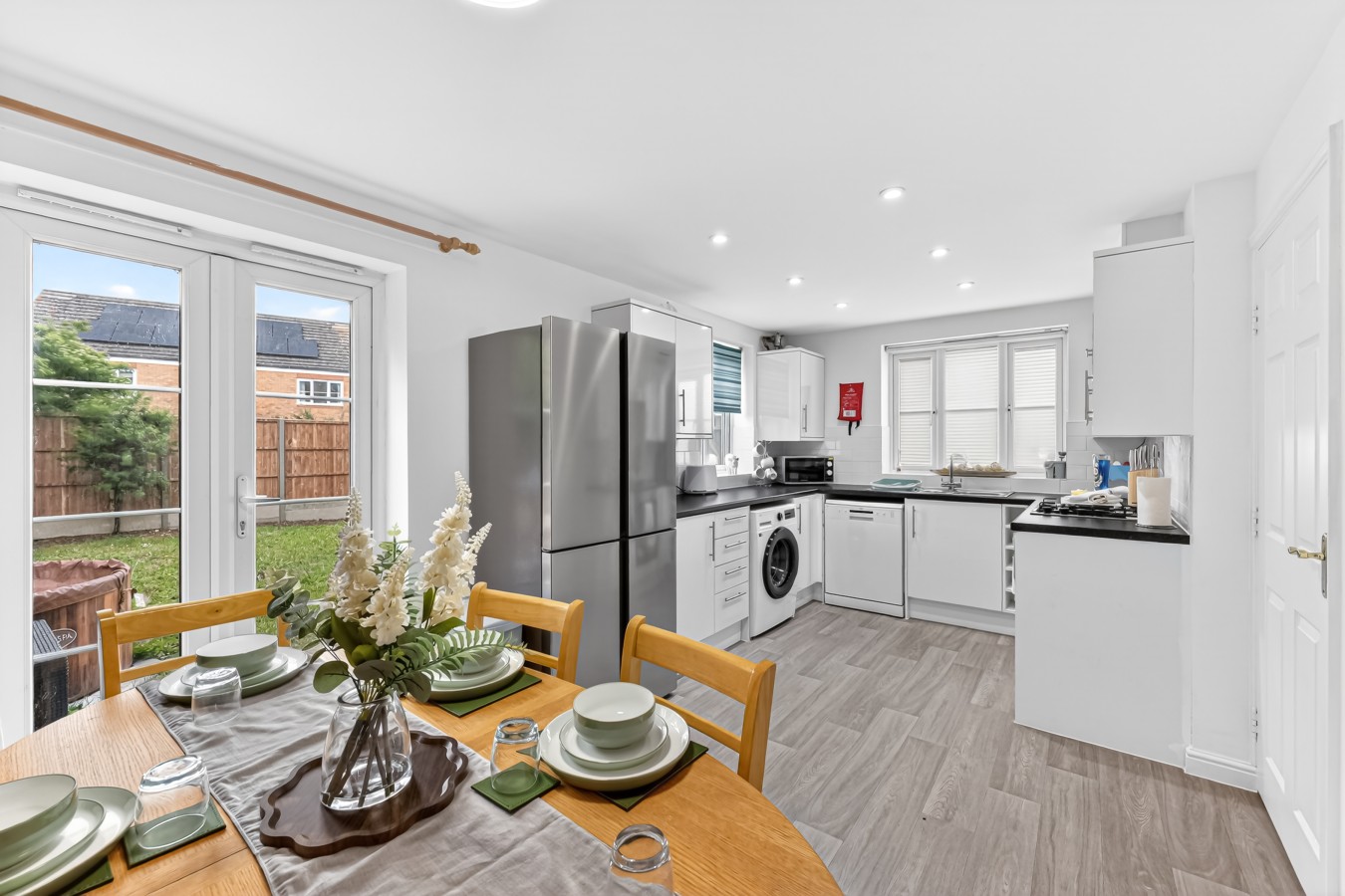 The Russet • Detached 5 Bedroom House • Driveway Parking • Sky TV • Work Desk • Self-Check-In in 19 Russet Close - Property image 28 - VivreStays