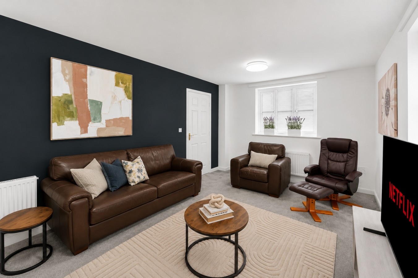 The Russet • Detached 5 Bedroom House • Driveway Parking • Sky TV • Work Desk • Self-Check-In in 19 Russet Close - Property image 21 - VivreStays