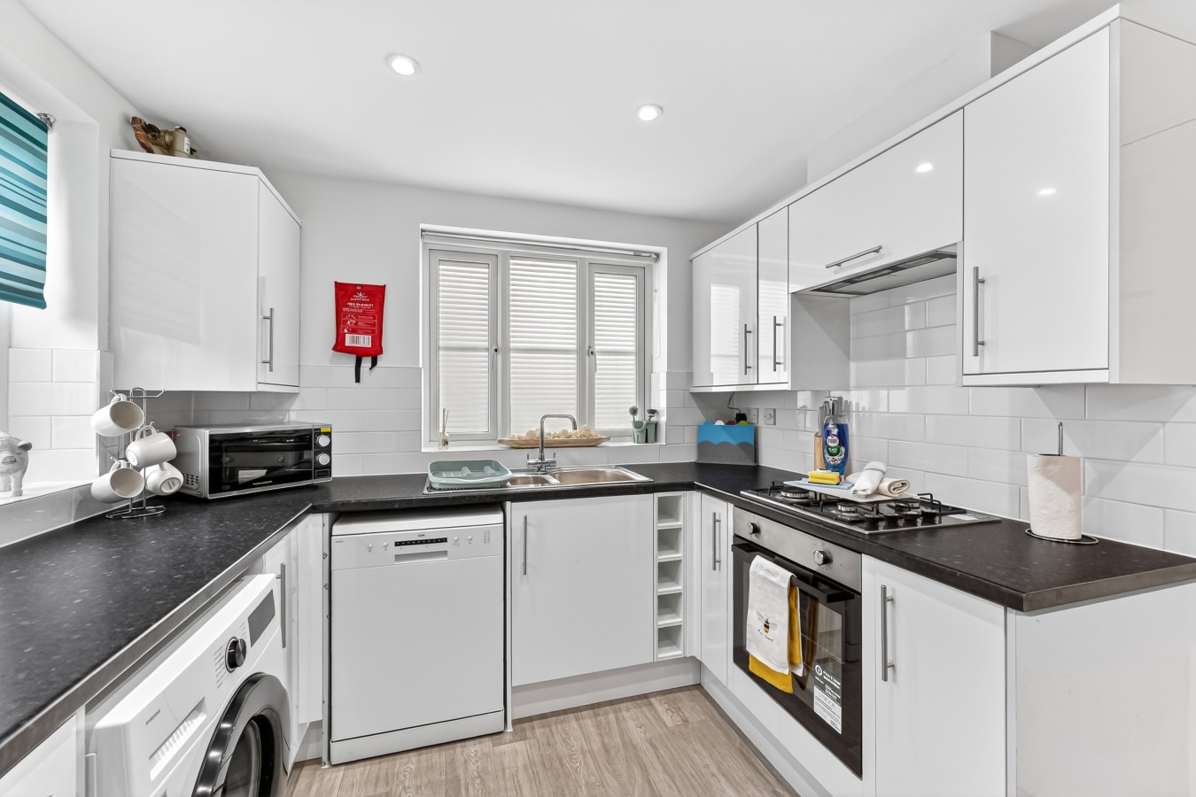 The Russet • Detached 5 Bedroom House • Driveway Parking • Sky TV • Work Desk • Self-Check-In in 19 Russet Close - Property image 26 - VivreStays