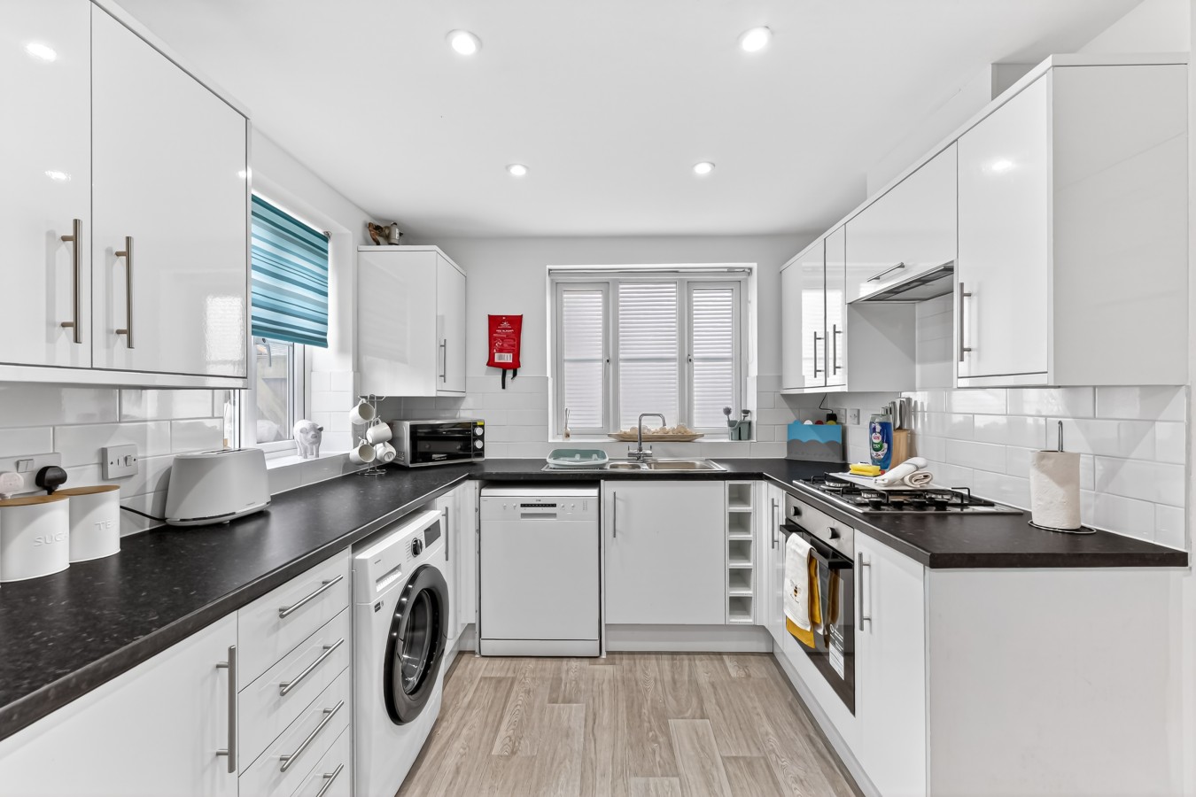 The Russet • Detached 5 Bedroom House • Driveway Parking • Sky TV • Work Desk • Self-Check-In in 19 Russet Close - Property image 25 - VivreStays