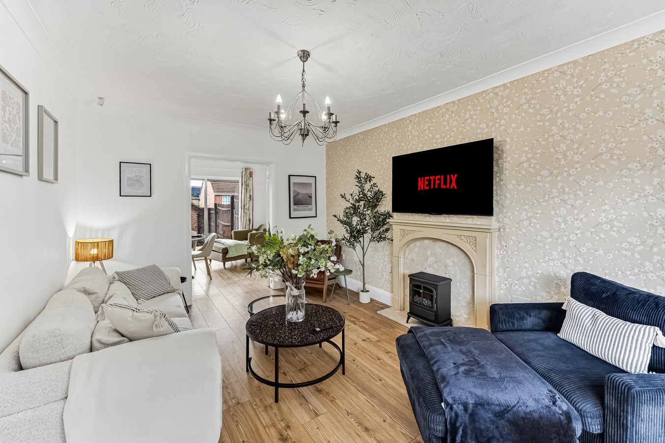 The Wiltshire • Detached 5BR House • Driveway Parking • Work Space • Smart TVs • Fast Wifi in 28 Wiltshire Way - Property image 23 - VivreStays