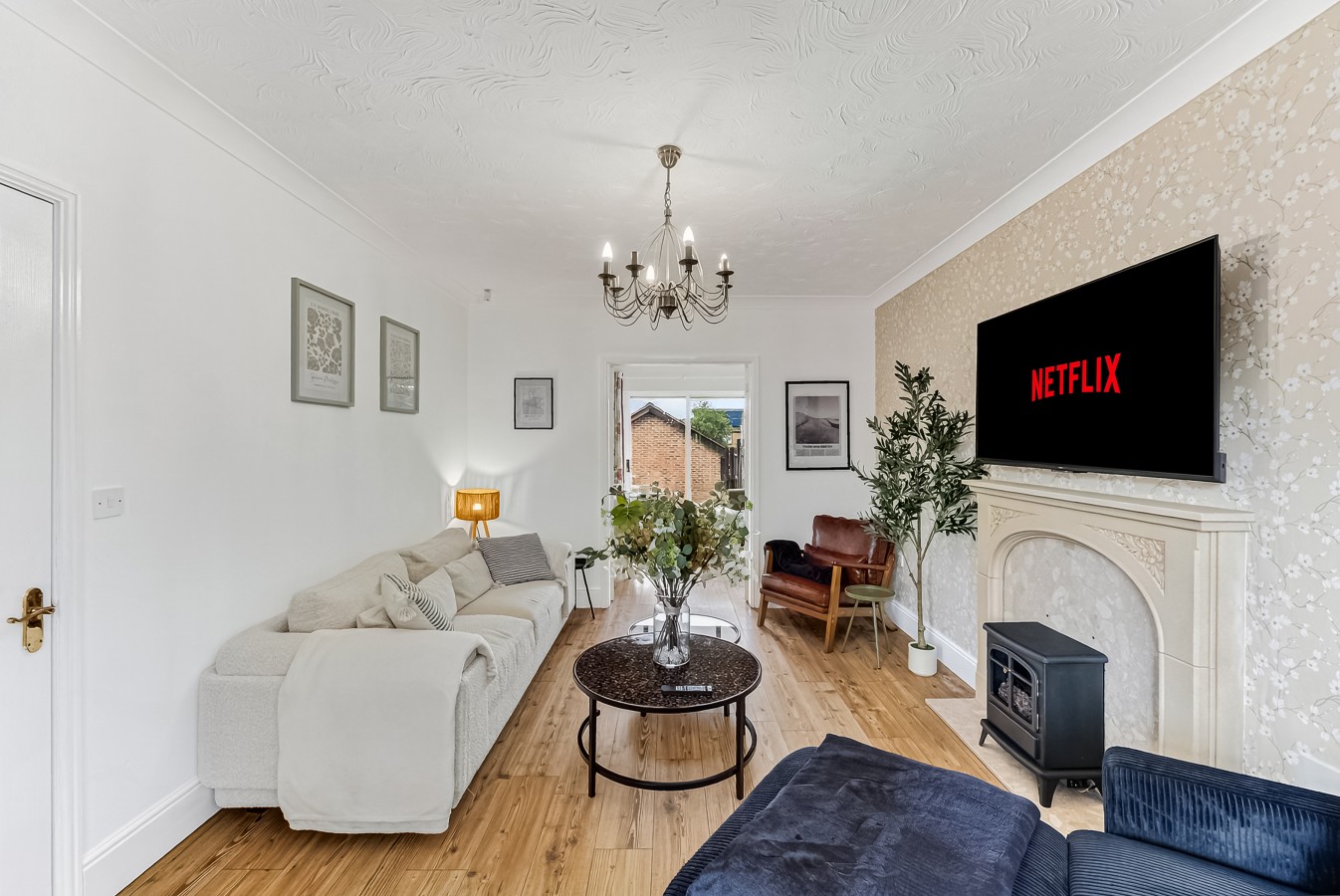 The Wiltshire • Detached 5BR House • Driveway Parking • Work Space • Smart TVs • Fast Wifi in 28 Wiltshire Way - Property image 24 - VivreStays