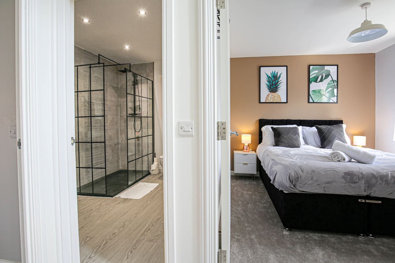 Redwald House • Driveway Parking • Sky TV • Work Desk • Fast Wifi • Garden in 23 Redwald Close - Property image 13 - VivreStays