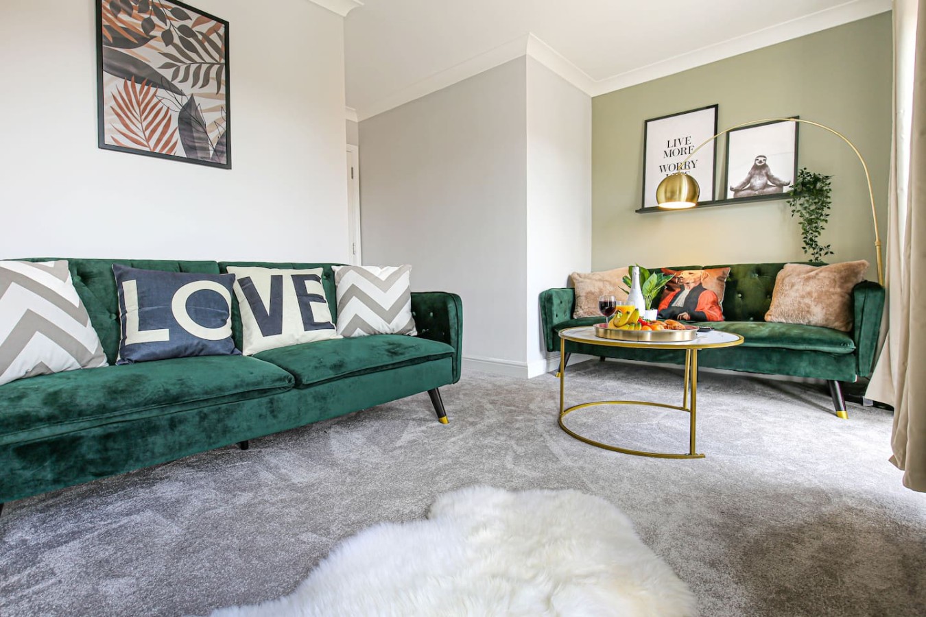 Redwald House • Driveway Parking • Sky TV • Work Desk • Fast Wifi • Garden in 23 Redwald Close - Property image 27 - VivreStays