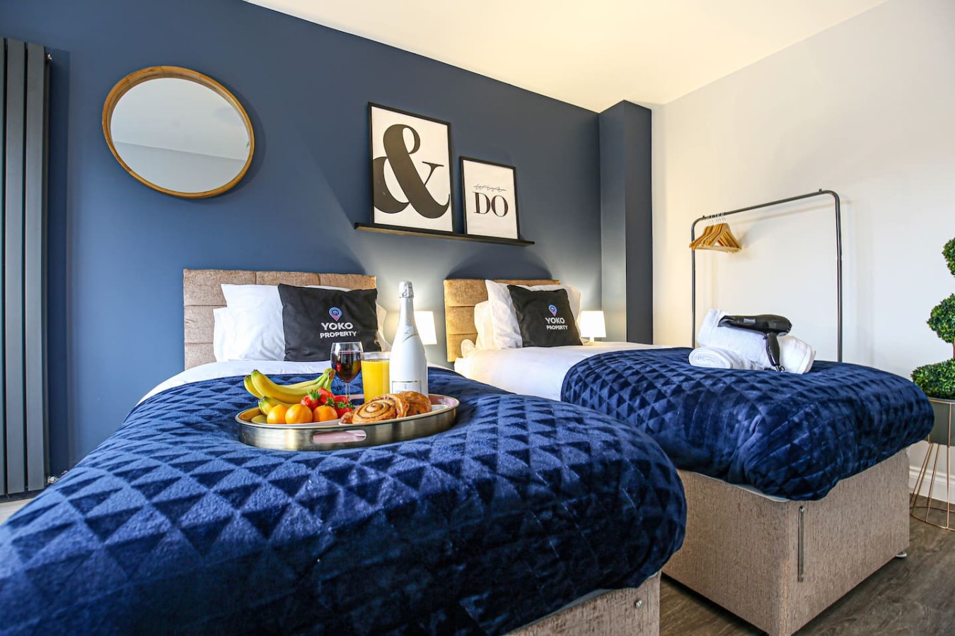 Redwald House • Driveway Parking • Sky TV • Work Desk • Fast Wifi • Garden in 23 Redwald Close - Property image 4 - VivreStays
