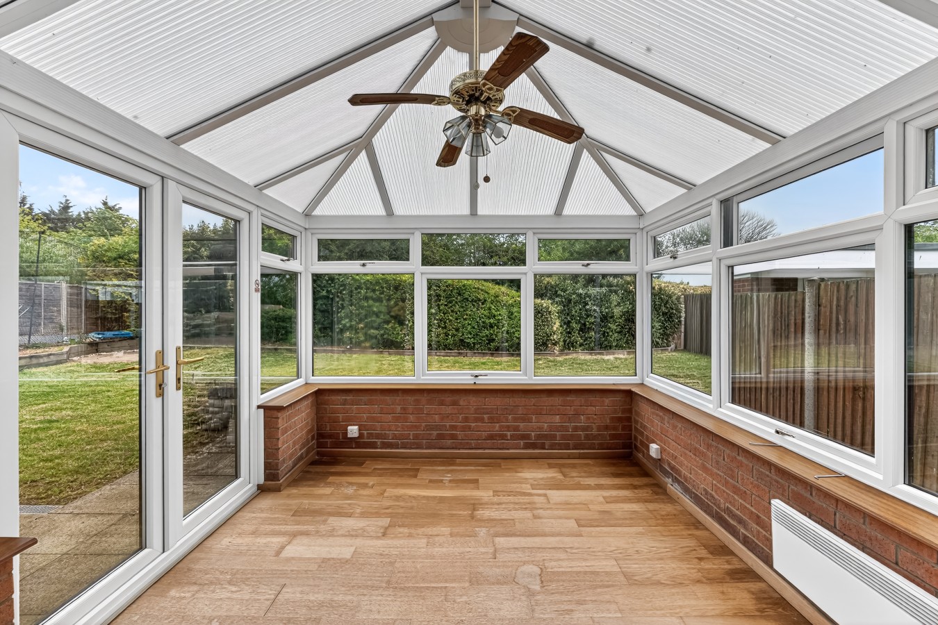 Detached House • 5BR • Driveway Parking • Office • Spacious Garden • Self-Check-In in 38 Astlethorpe - Property image 21 - VivreStays