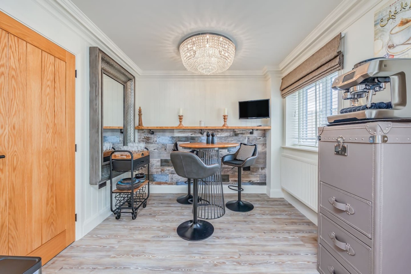 Stunning House • 30-Min to Silverstone • Office • Balcony • Private Parking • Self-Check-In in Osier Way - Property image 23 - VivreStays
