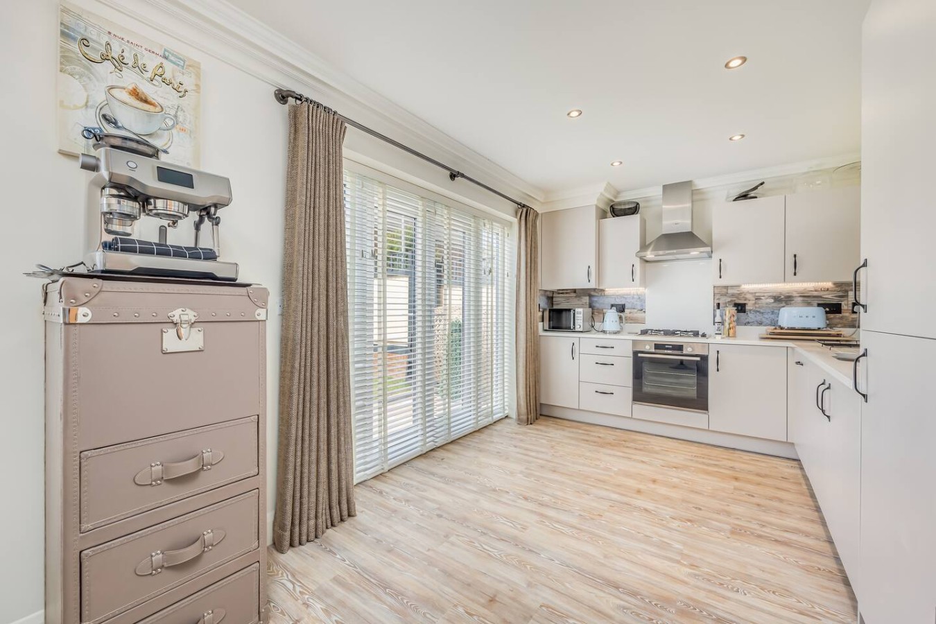 Stunning House • 30-Min to Silverstone • Office • Balcony • Private Parking • Self-Check-In in Osier Way - Property image 20 - VivreStays