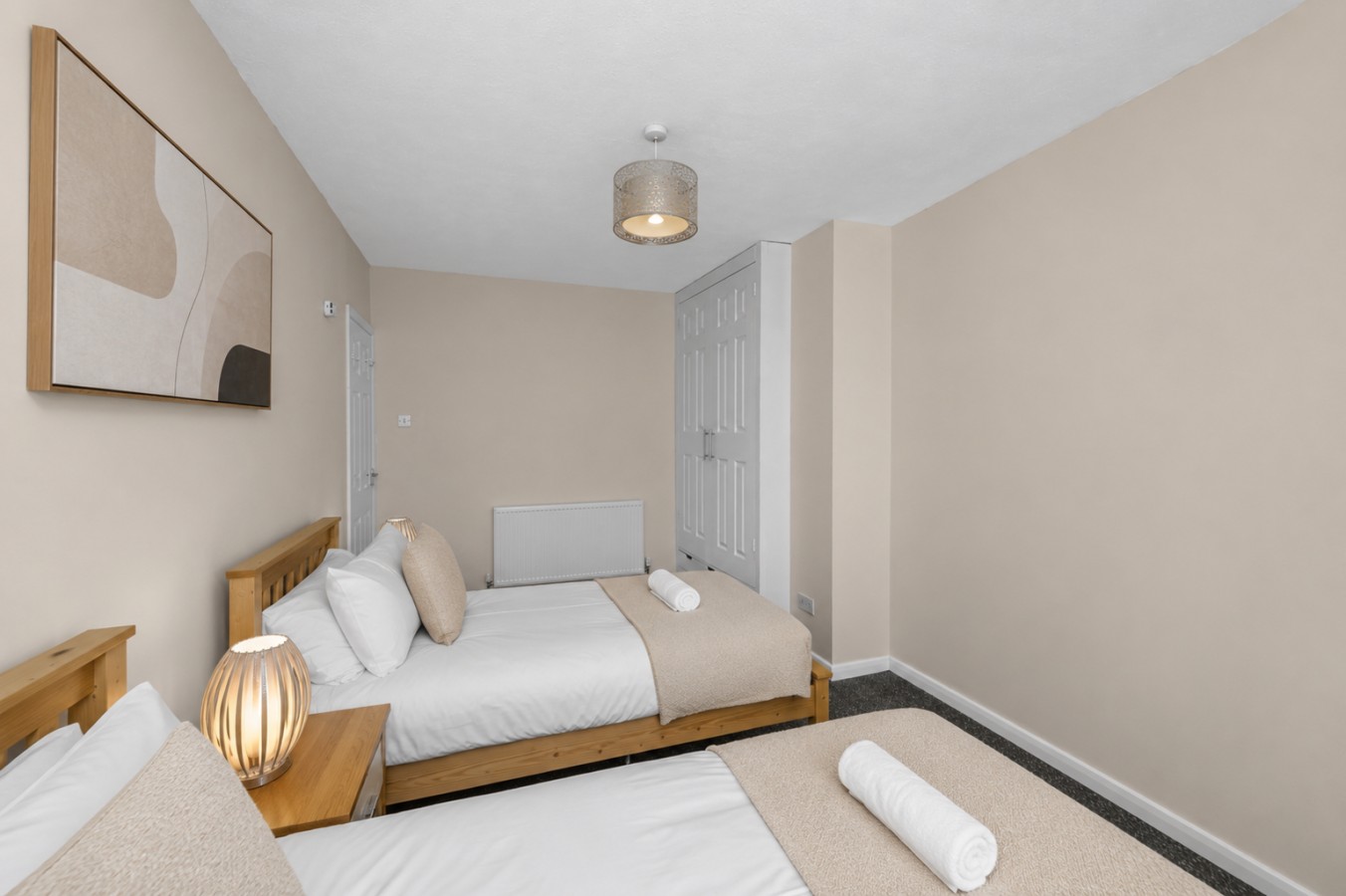 Central & Stylish House • Free Parking • Super-Fast Wifi • Smart TV • Garden • Self-Check-In in 160 Rothersthorpe Road - Property image 9 - VivreStays