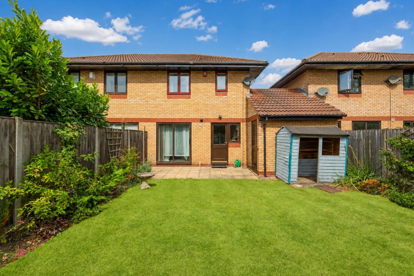 Wavendon House • Driveway Parking • Workspace • Smart TVs • Super-Fast Wifi • Self-Check In in 12 Burano Grove - Property image 20 - VivreStays