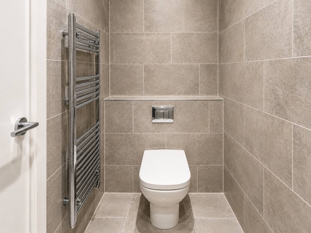 The Hayloft • 4 Bedroom 4 Bathroom • New Build House • Sleeps 7 • Driveway Parking in High Street - Property image 19 - VivreStays