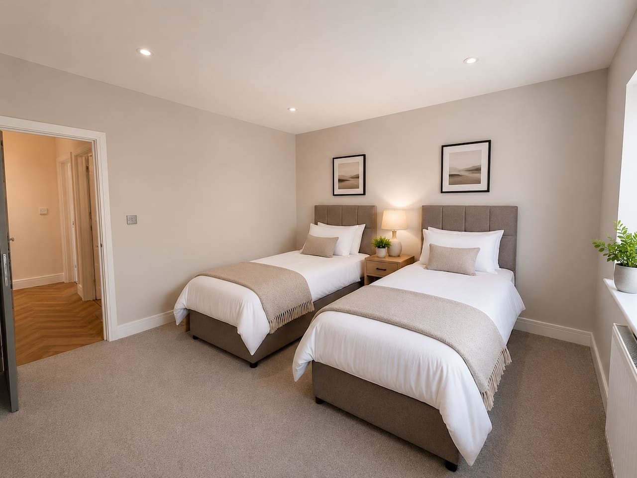 Brand New • Bungalow • Driveway Parking • Office • Fast-WIFI • Smart TV • Self-Check-In in 76 Ampthill Road - Property image 8 - VivreStays
