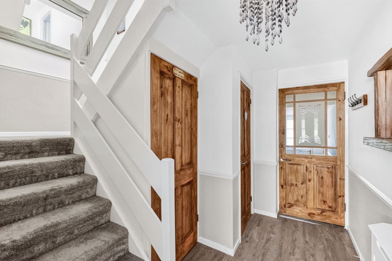 Waterside House • Close to City Centre • Sleeps 6 • Driveway Parking • Smart TVs in Bedrooms • Fast Wifi • Work Desk • Self-Check-In in 99 Waterside - Property image 33 - VivreStays