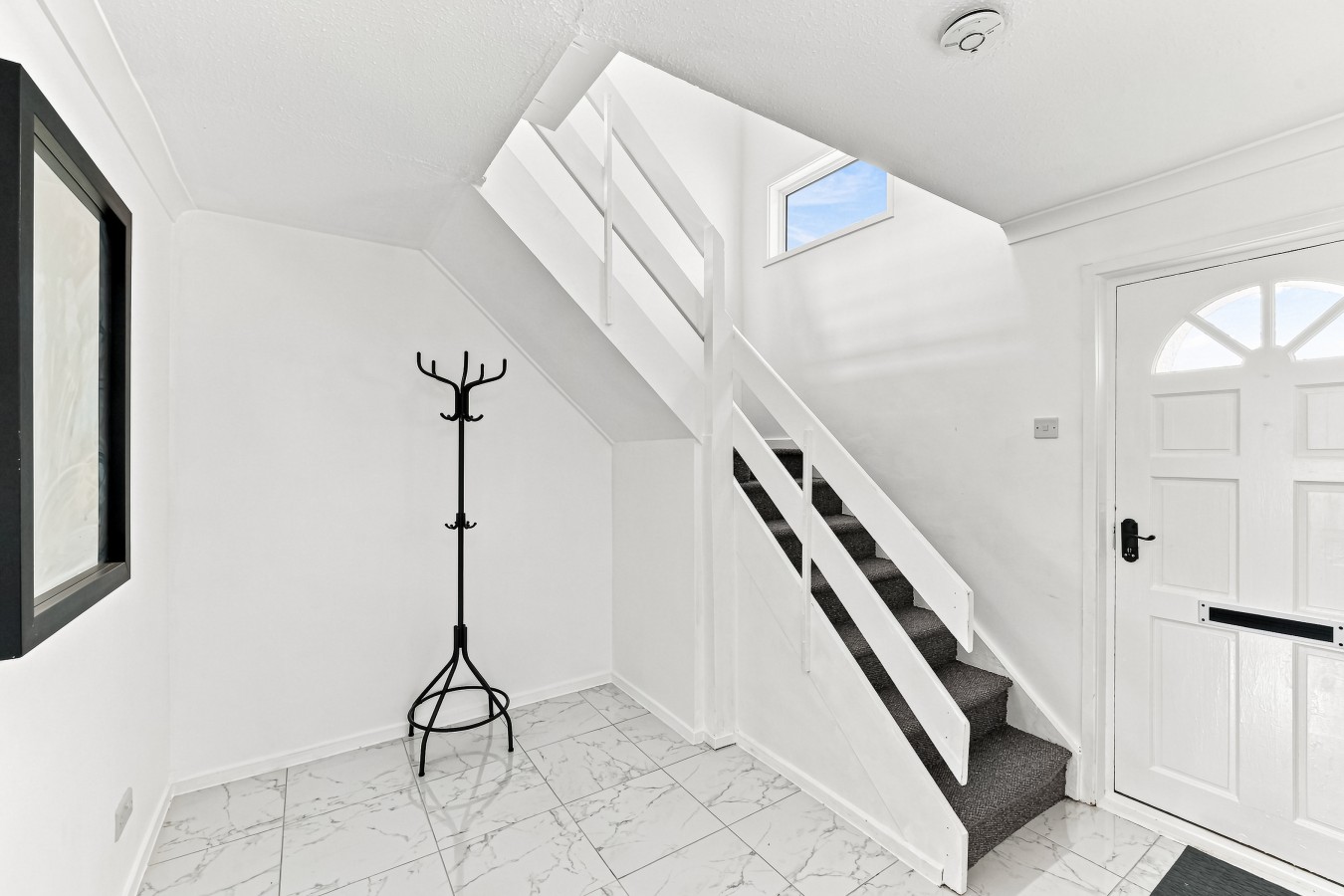 Arbour House • Sleeps 5 • Free Parking • Spacious Garden • Fast Wifi • Smart TV • Self-Check-In in 2 Arbour View Court - Property image 25 - VivreStays