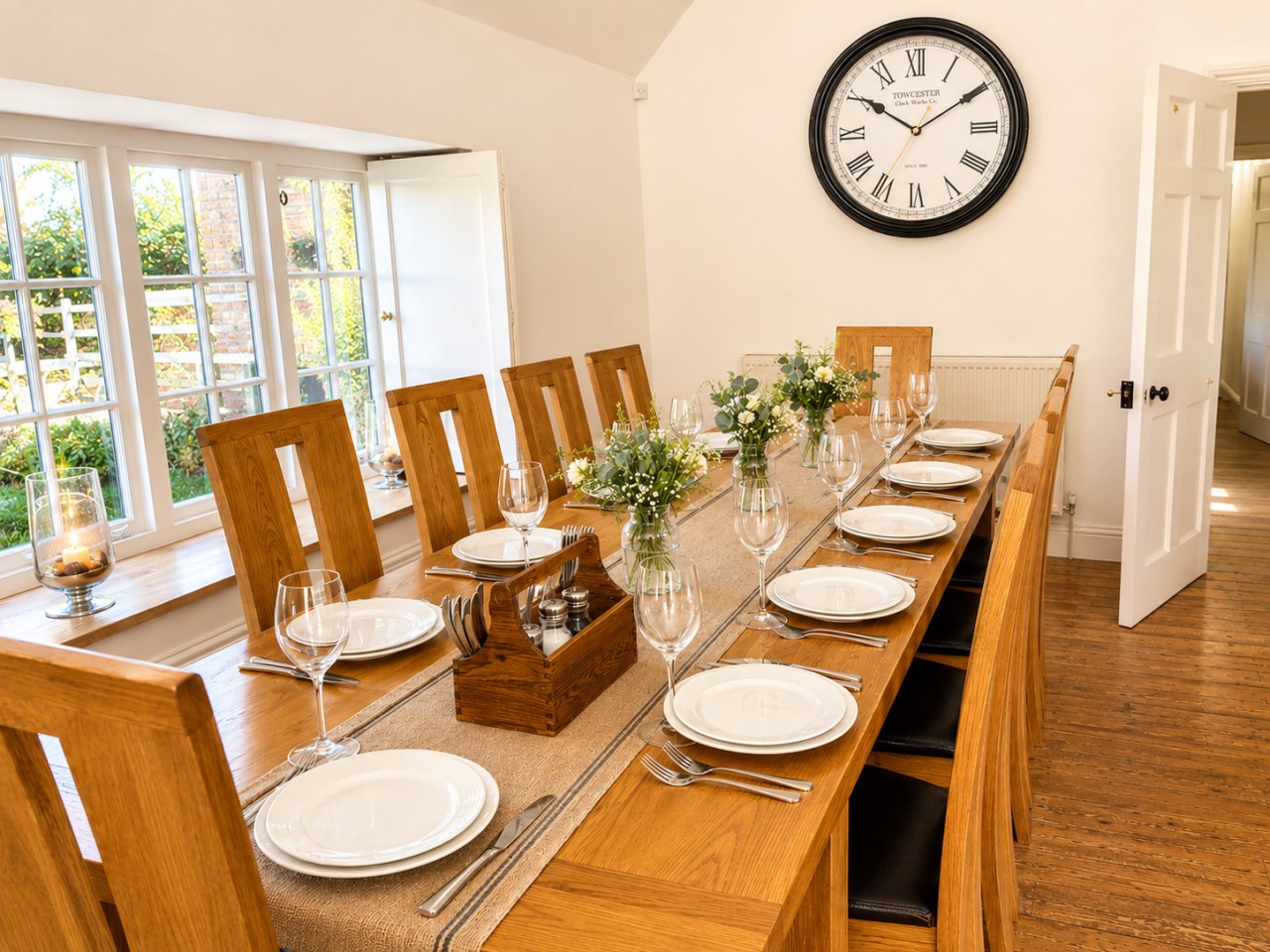 The Mill | Grade II House | Wi-Fi | Gated Parking in Wolverton Mill, Wolverton, Milton Keynes, UK - Property image 5 - VivreStays