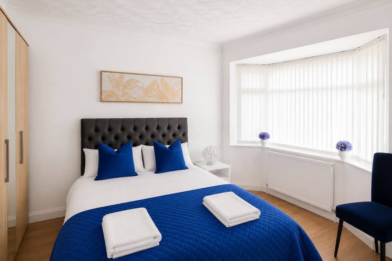 Cosy Bungalow | Sleeps 7 | Free Hot Tub and WiFi in 296 Nel Pan Lane - Property image 2 - VivreStays